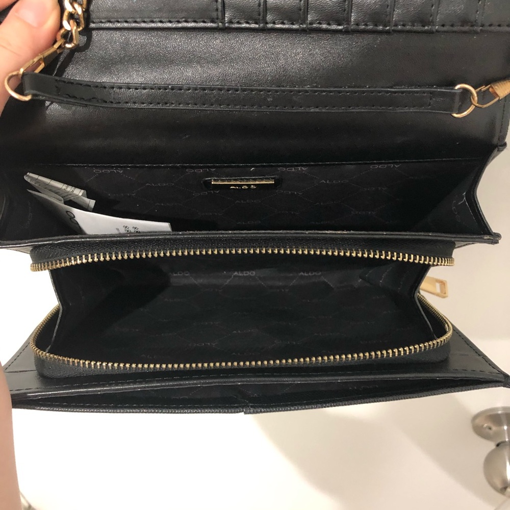 Aldo Black & Gold Handbag - Picture 7 of 8